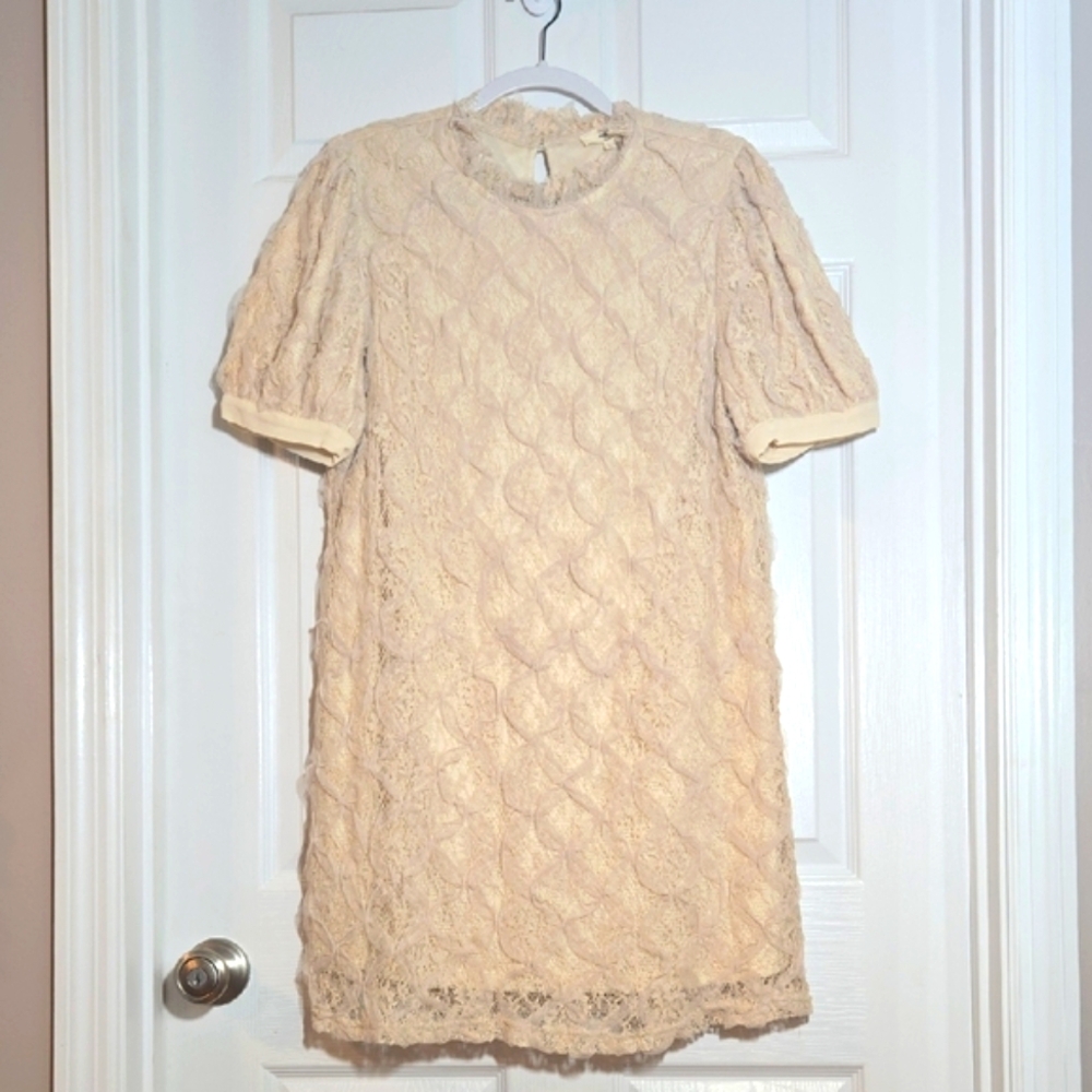 Entro Cream Lace Mini Dress